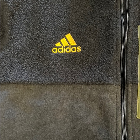 NWT Men’s Adidas Tiro Dark Black Jacket with Bold Gold Highlights, Sz. Large - Picture 5 of 16